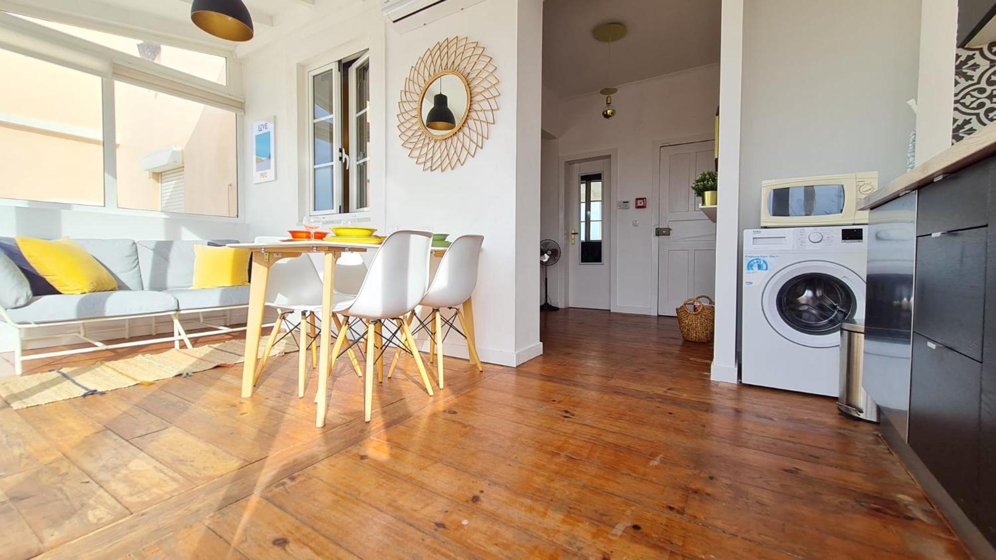 Happy Stay Lisbon - Suite With A View, Private Terrace & Ac Bagian luar foto