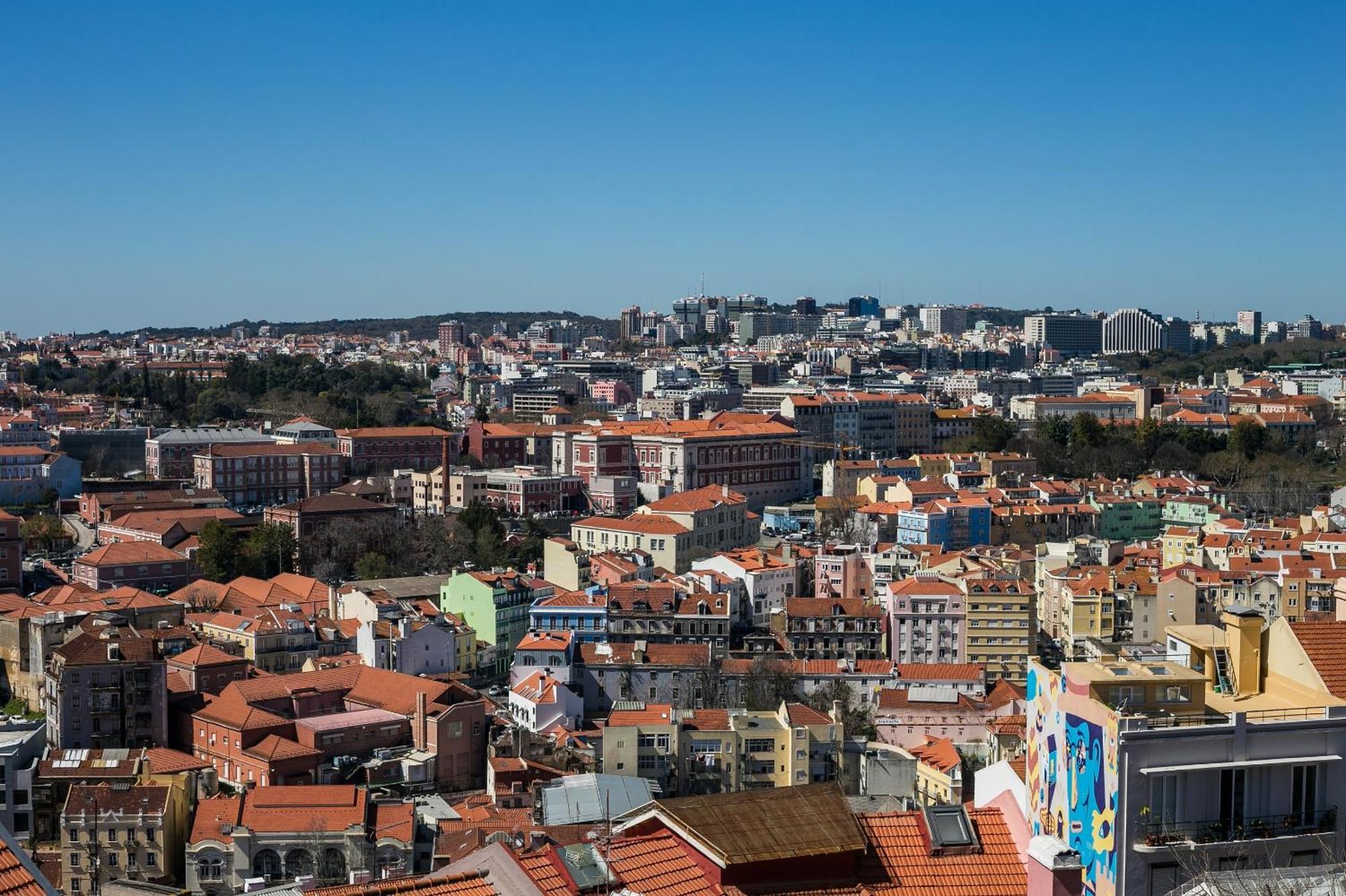 Happy Stay Lisbon - Suite With A View, Private Terrace & Ac Bagian luar foto