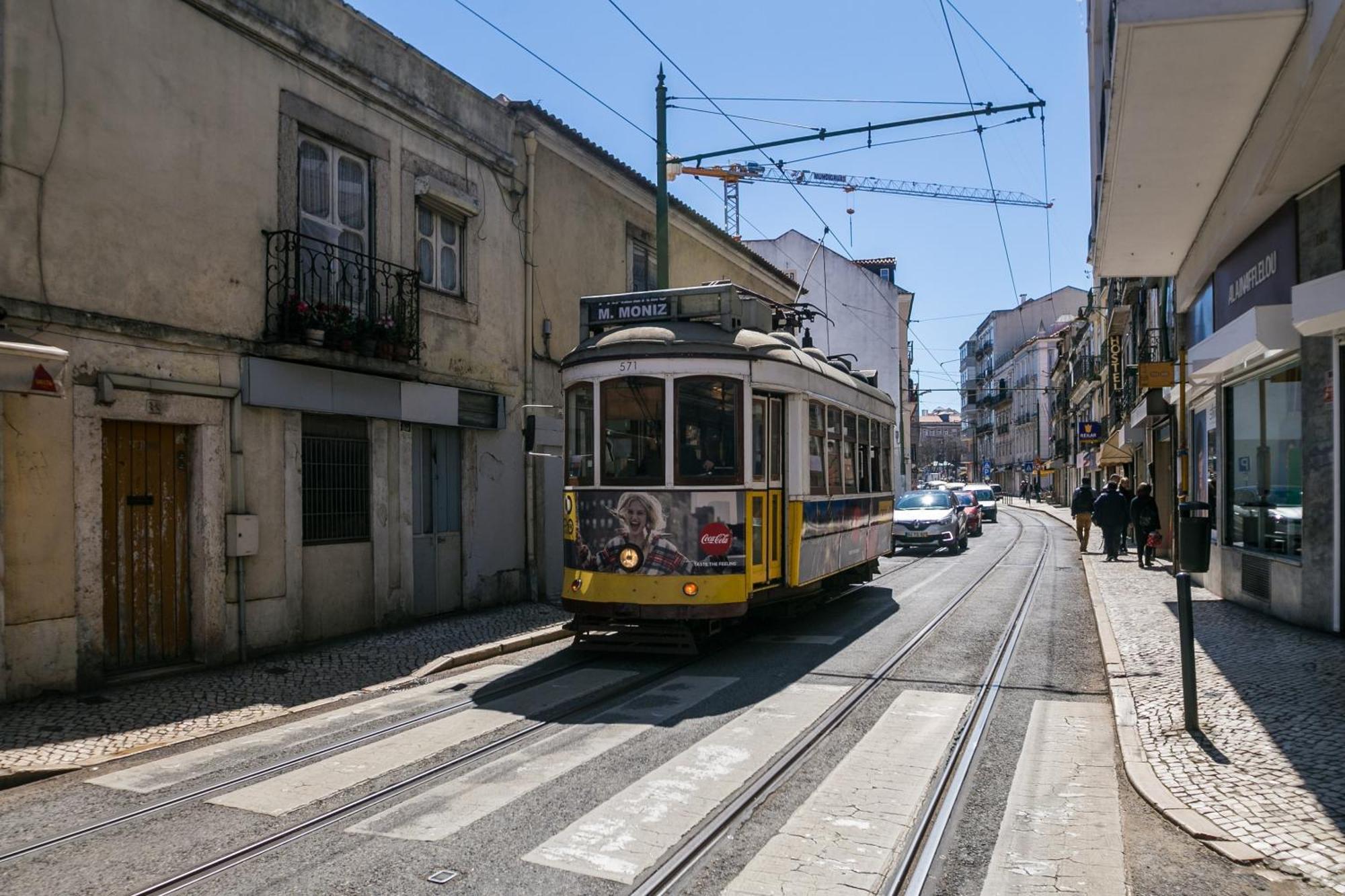 Happy Stay Lisbon - Suite With A View, Private Terrace & Ac Bagian luar foto
