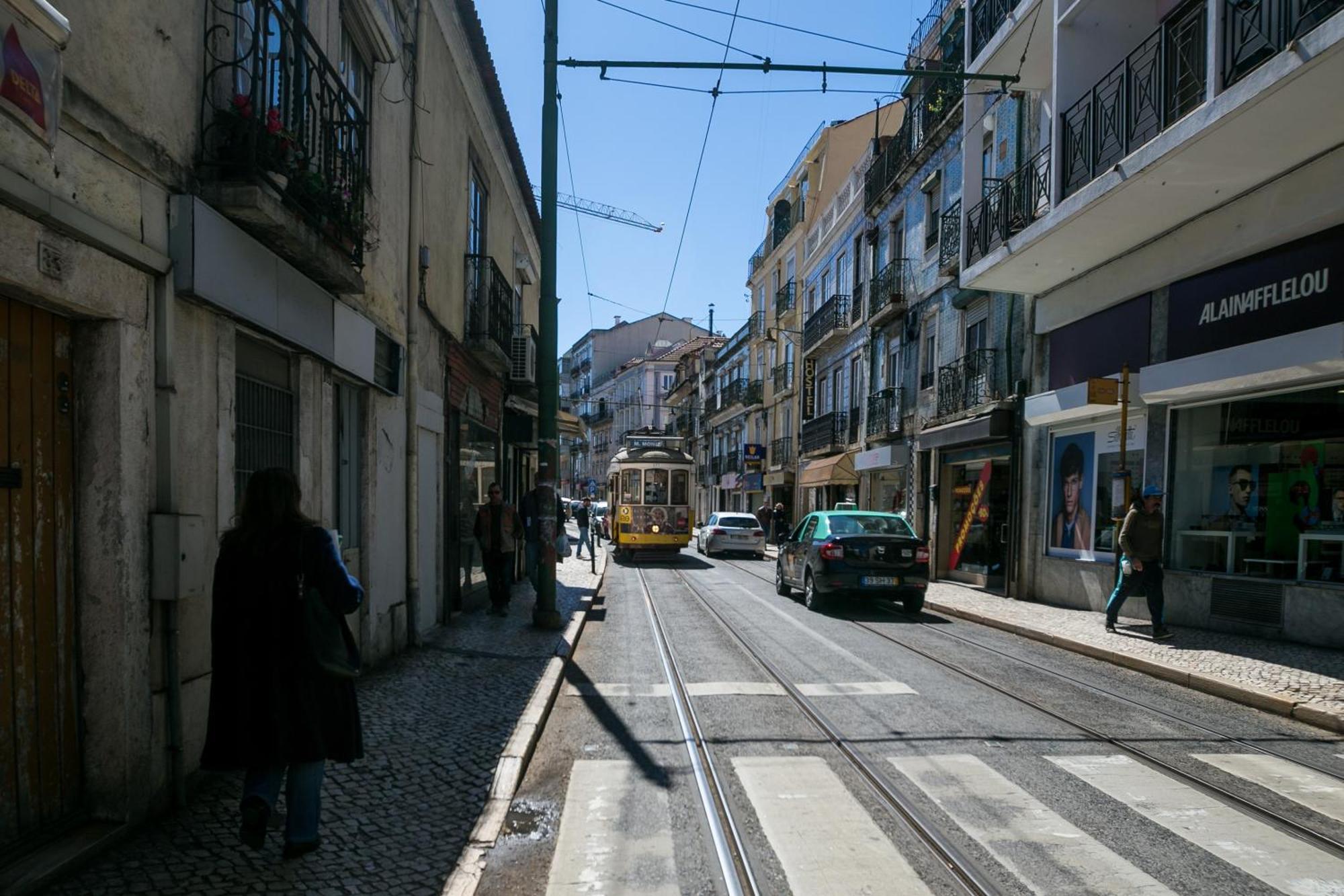 Happy Stay Lisbon - Suite With A View, Private Terrace & Ac Bagian luar foto